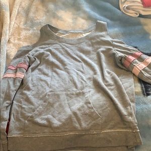 Long sleeve open shoulder